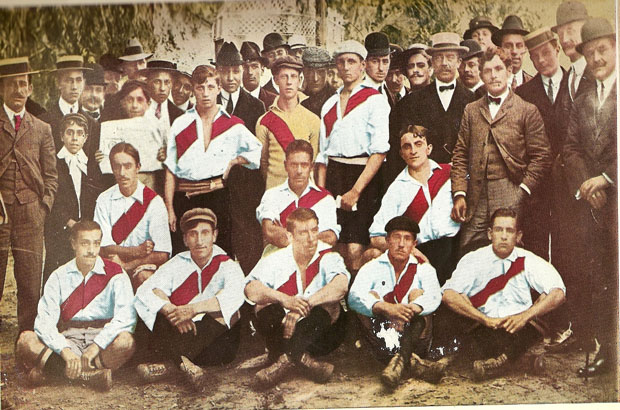 Utomeuropeiska fotbollsklubbar med många fans – River Plate